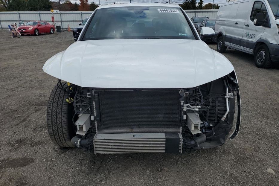 Продам Audi Q5 Premium 2019 года в Черновцах