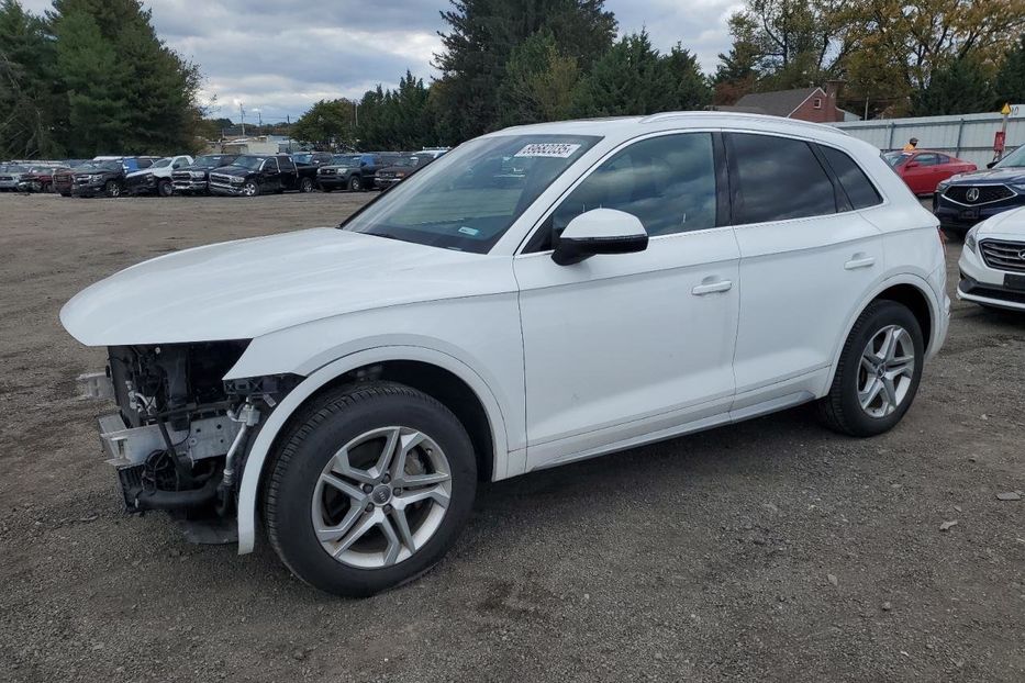 Продам Audi Q5 Premium 2019 года в Черновцах