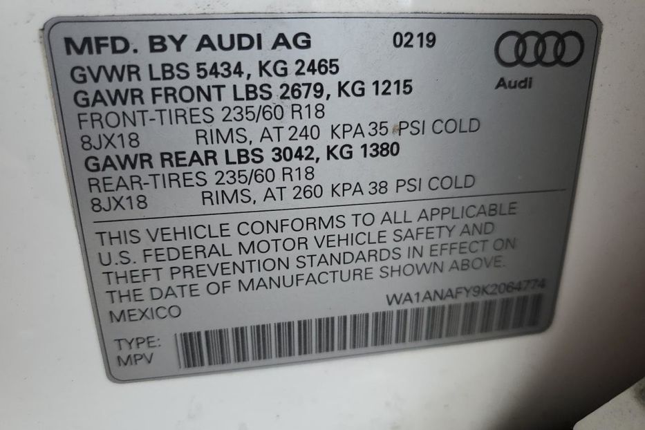 Продам Audi Q5 Premium 2019 года в Черновцах