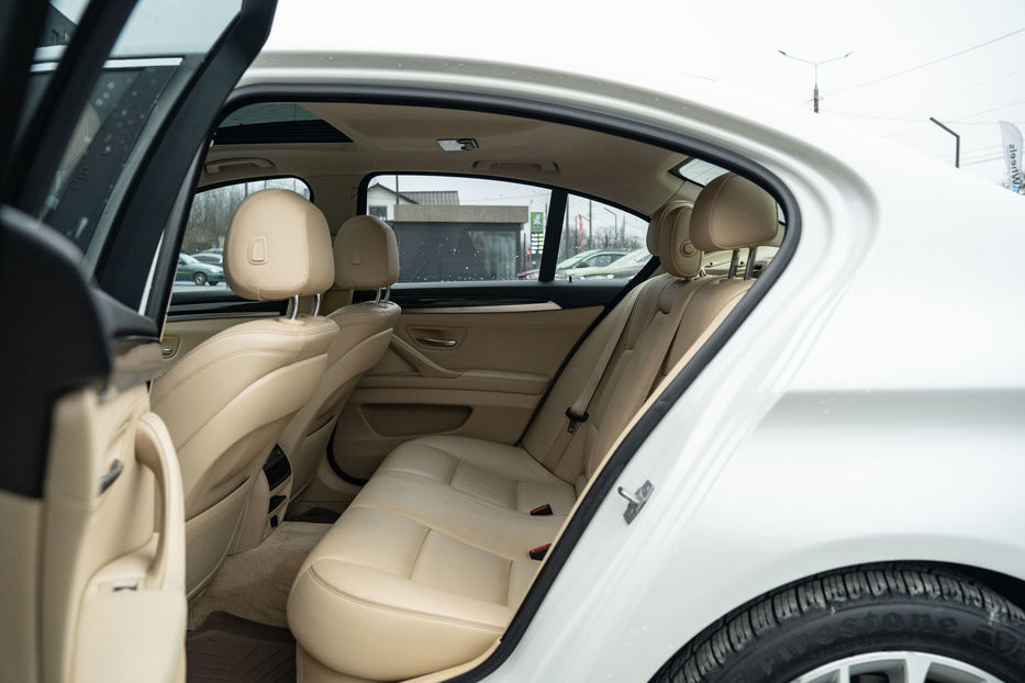 Продам BMW 528 I 2014 года в Черновцах