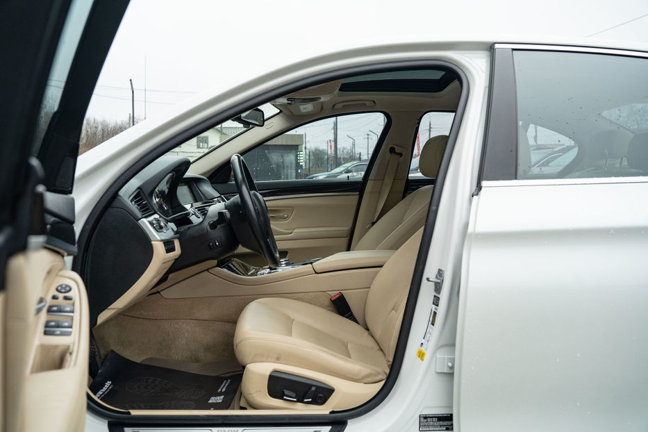 Продам BMW 528 I 2014 года в Черновцах