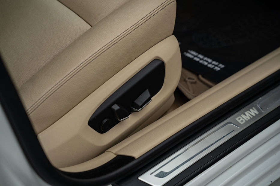 Продам BMW 528 I 2014 года в Черновцах