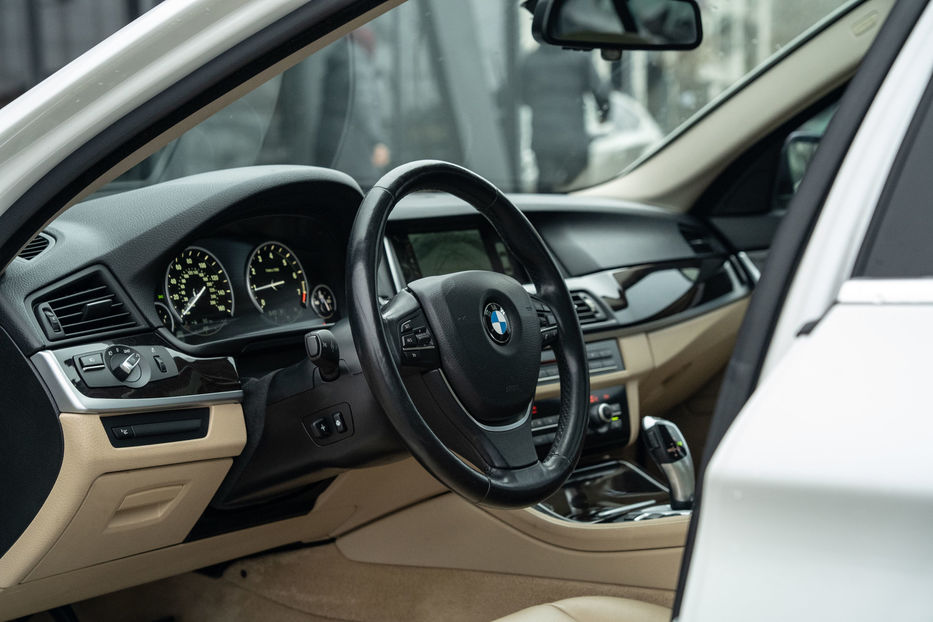 Продам BMW 528 I 2014 года в Черновцах