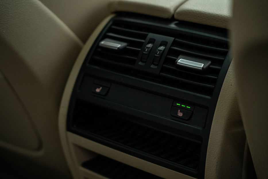 Продам BMW 528 I 2014 года в Черновцах