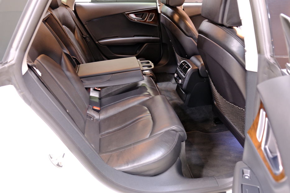 Продам Audi A7 2012 года в Одессе