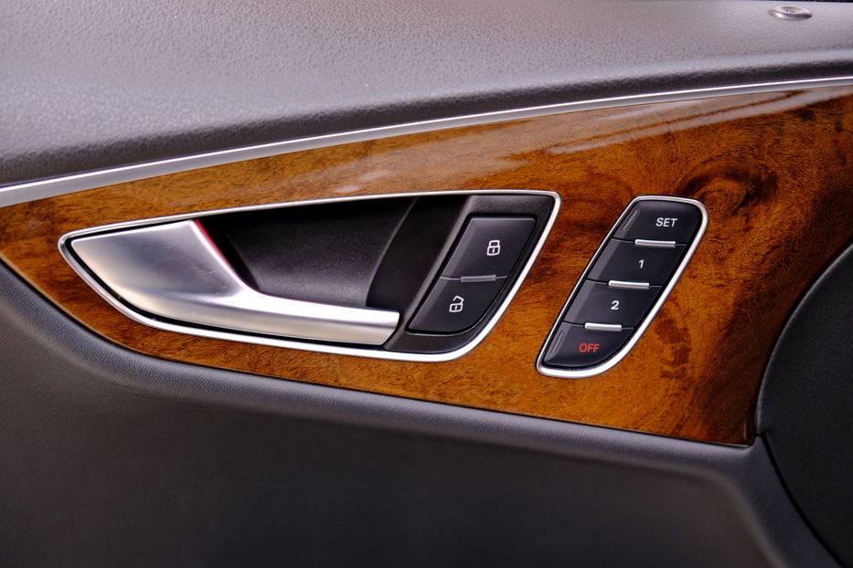 Продам Audi A7 2012 года в Одессе