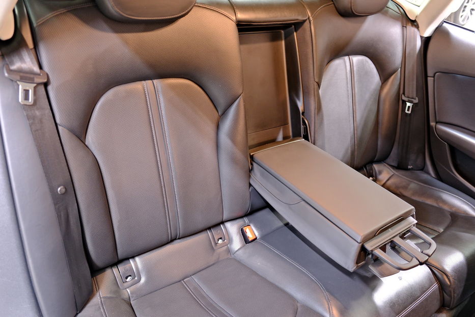 Продам Audi A7 2012 года в Одессе