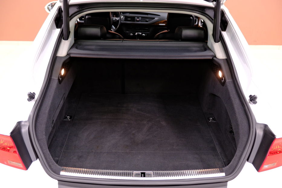Продам Audi A7 2012 года в Одессе