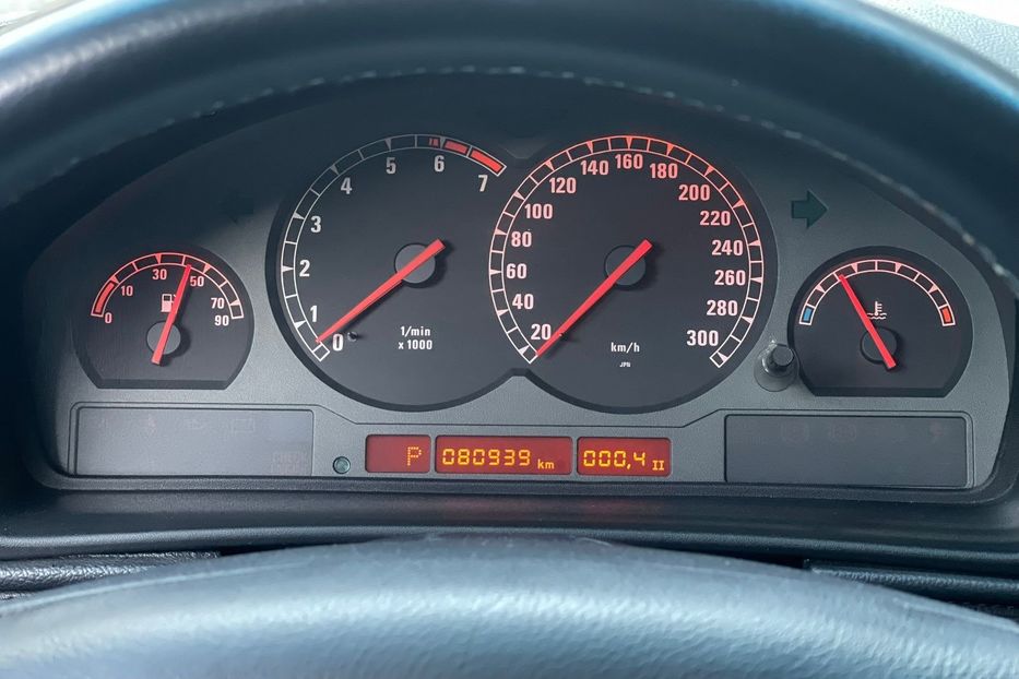 Продам BMW 840 1997 года в Киеве