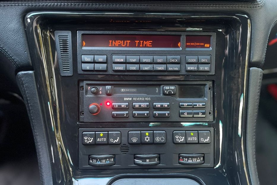 Продам BMW 840 1997 года в Киеве