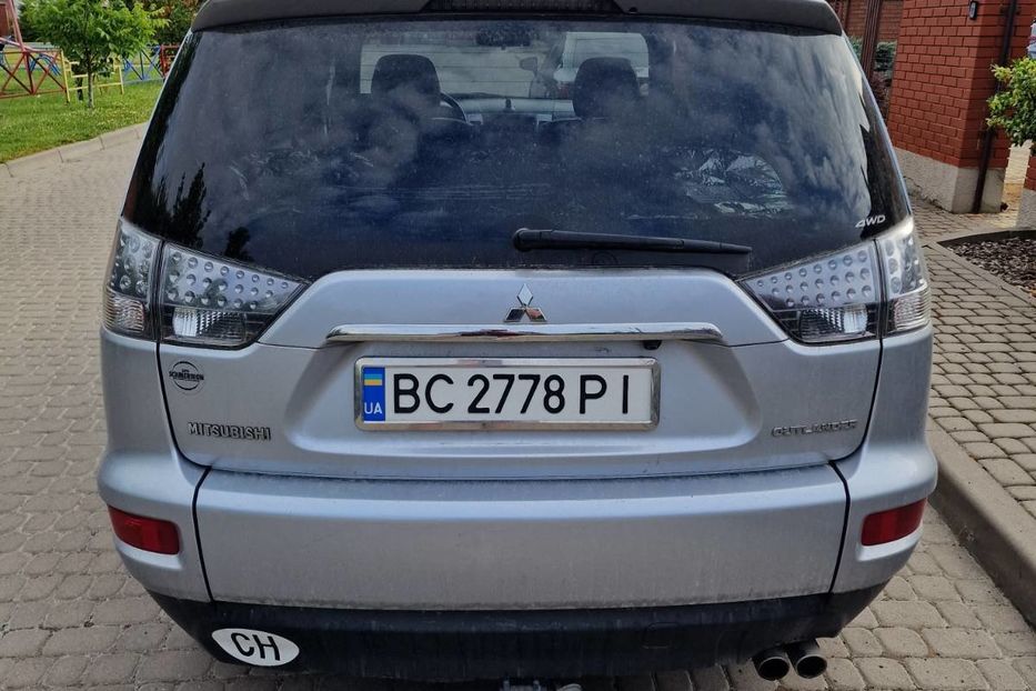 Продам Mitsubishi Outlander 2012 года в Львове