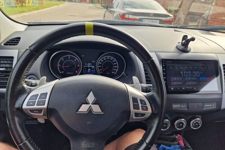 Продам Mitsubishi Outlander 2012 года в Львове