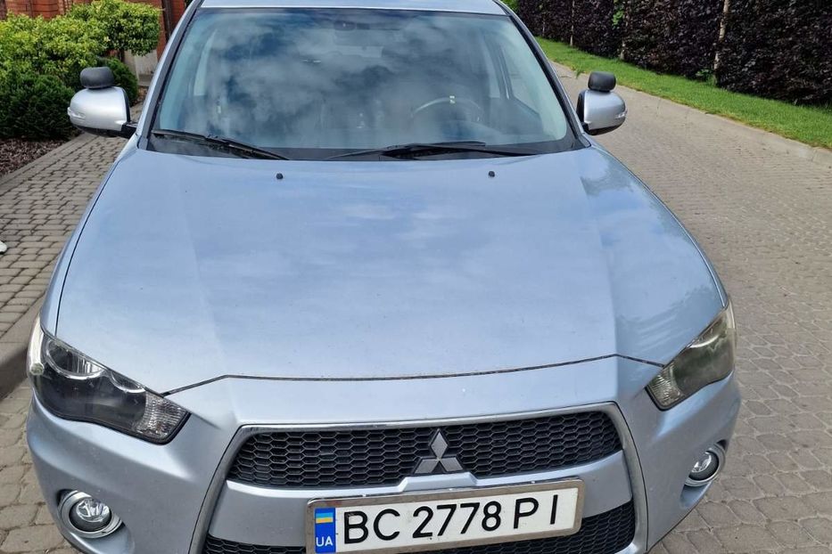 Продам Mitsubishi Outlander 2012 года в Львове