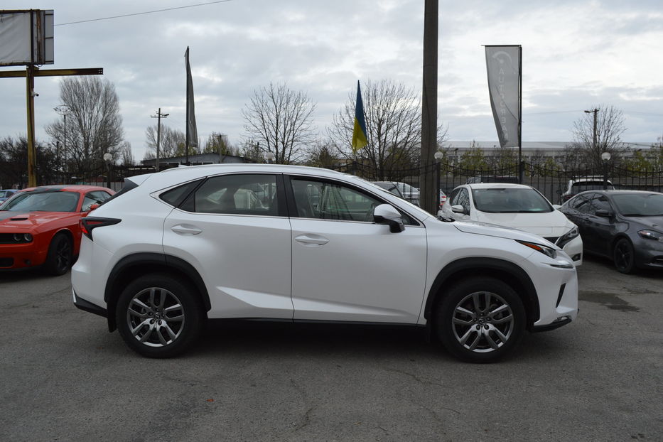 Продам Lexus NX 200 Official 2018 года в Одессе