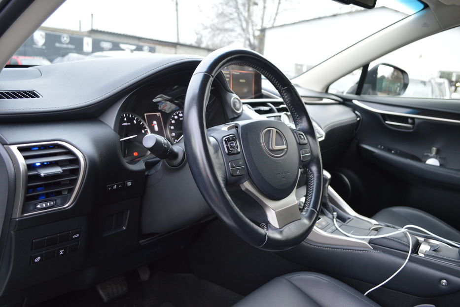 Продам Lexus NX 200 Official 2018 года в Одессе