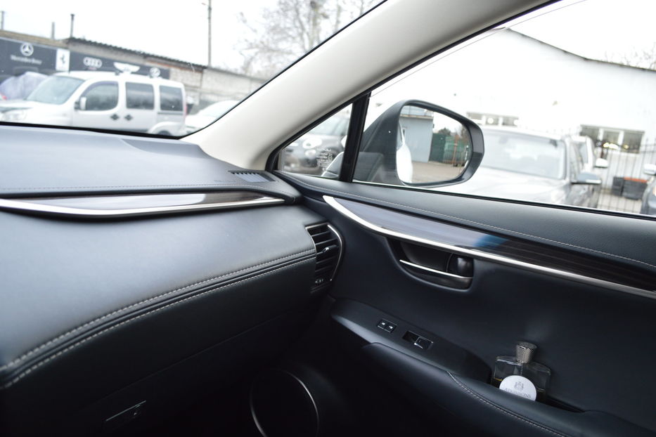 Продам Lexus NX 200 Official 2018 года в Одессе