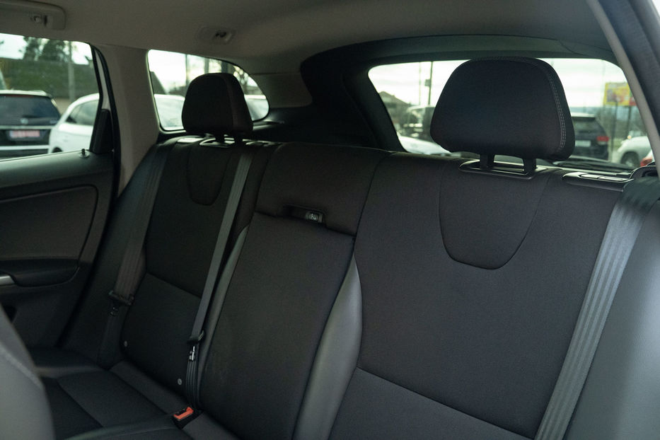 Продам Volvo XC60 2015 года в Черновцах