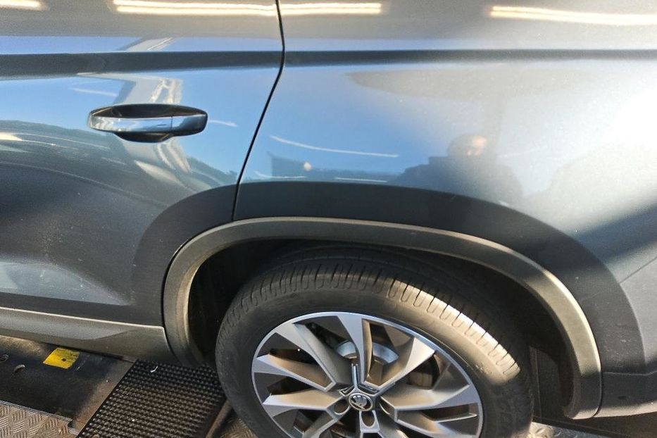 Продам Skoda kodiak Clever 4x4 НЕ ФАРБОВАНА v4505 2021 года в Луцке