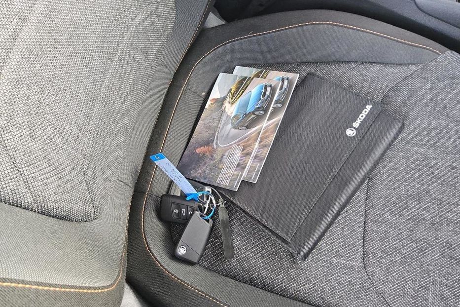 Продам Skoda kodiak Clever 4x4 НЕ ФАРБОВАНА v4505 2021 года в Луцке