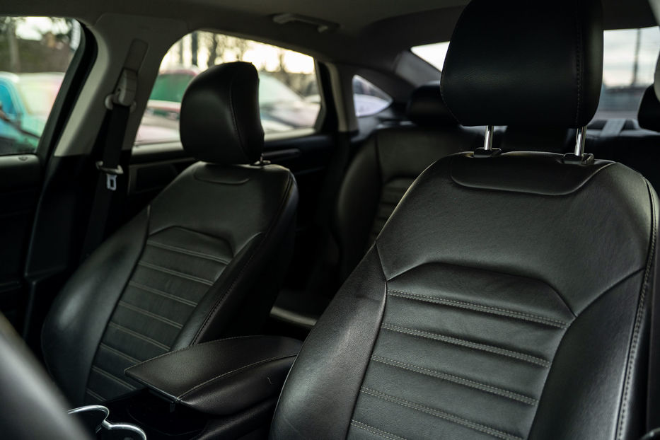 Продам Ford Fusion Hybrid PHEV 2013 года в Черновцах