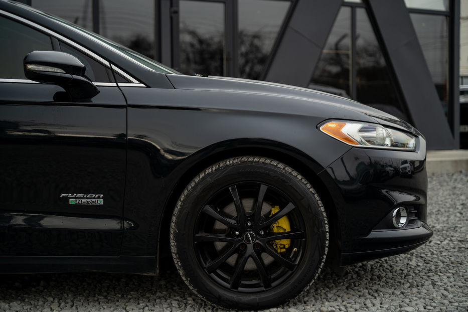 Продам Ford Fusion Hybrid PHEV 2013 года в Черновцах