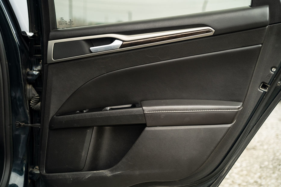 Продам Ford Fusion Hybrid PHEV 2013 года в Черновцах