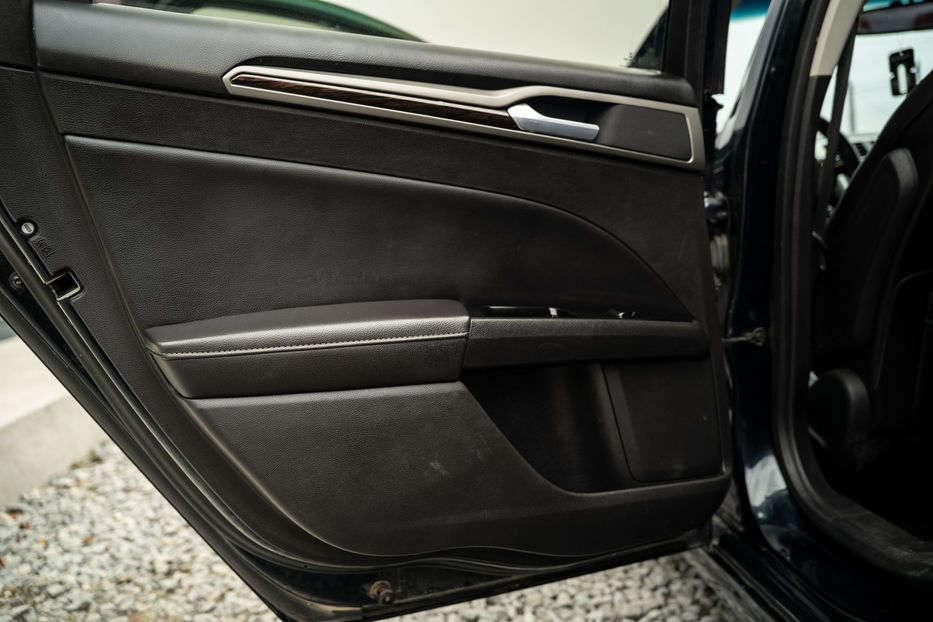 Продам Ford Fusion Hybrid PHEV 2013 года в Черновцах