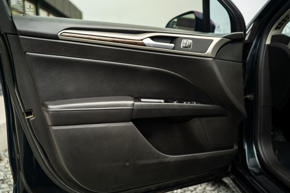 Продам Ford Fusion Hybrid PHEV 2013 года в Черновцах