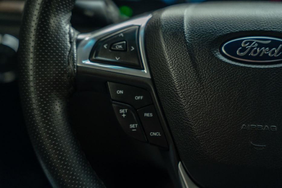 Продам Ford Fusion Hybrid PHEV 2013 года в Черновцах