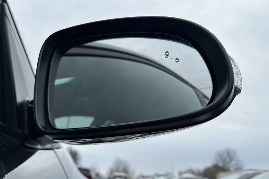 Продам Hyundai Kona 64кВт Проекція Підігрів сидінь 2021 года в Львове