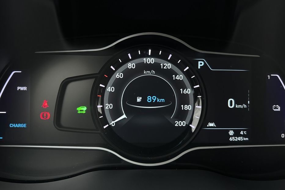 Продам Hyundai Kona 64кВт Проекція Підігрів сидінь 2021 года в Львове