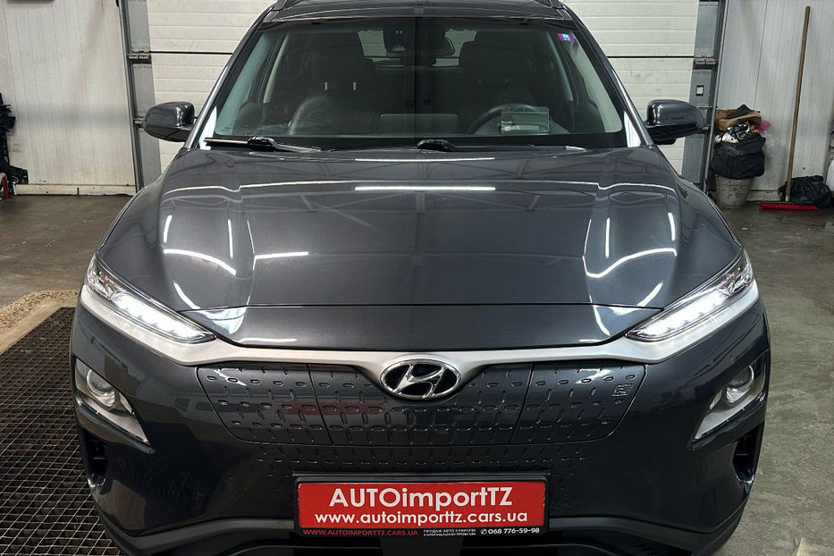 Продам Hyundai Kona 64кВт Проекція Підігрів сидінь 2021 года в Львове