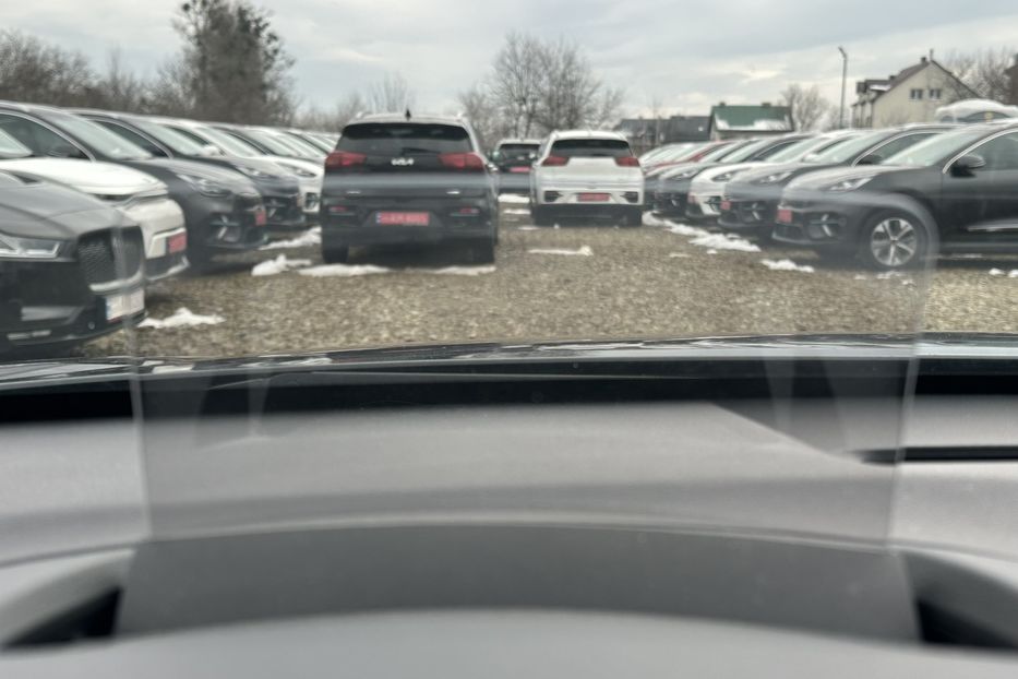 Продам Hyundai Kona 64кВт Проекція Підігрів сидінь 2021 года в Львове