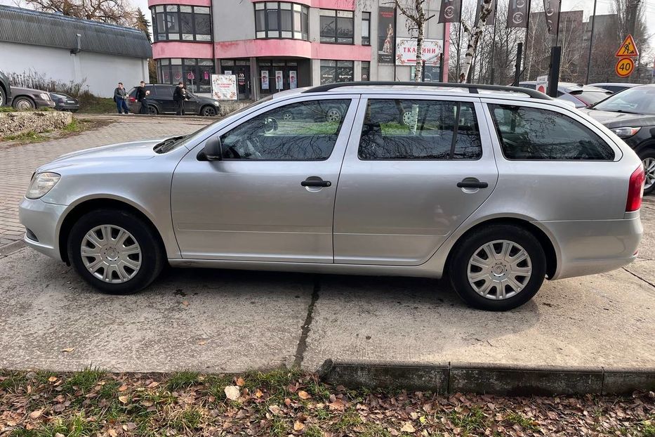 Продам Skoda Octavia 2011 года в Черновцах