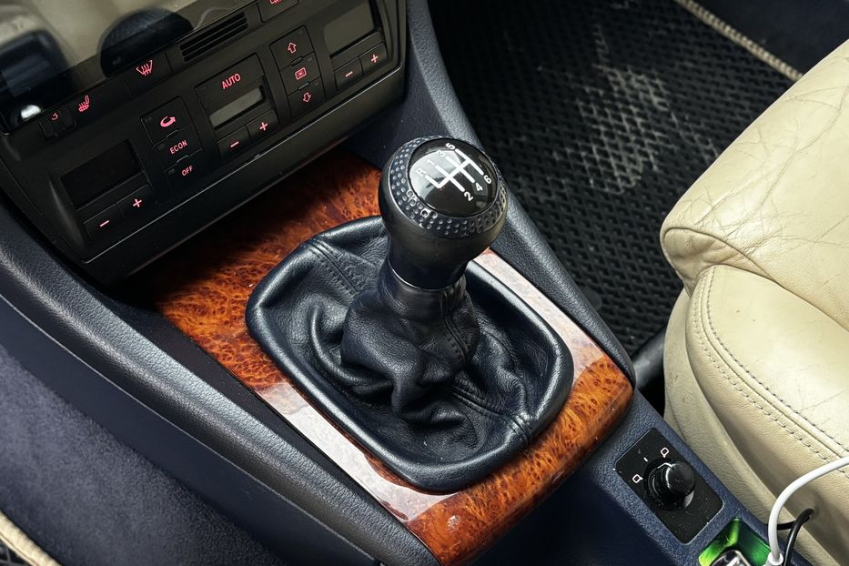 Продам Audi A6 -C5 2001 года в Львове