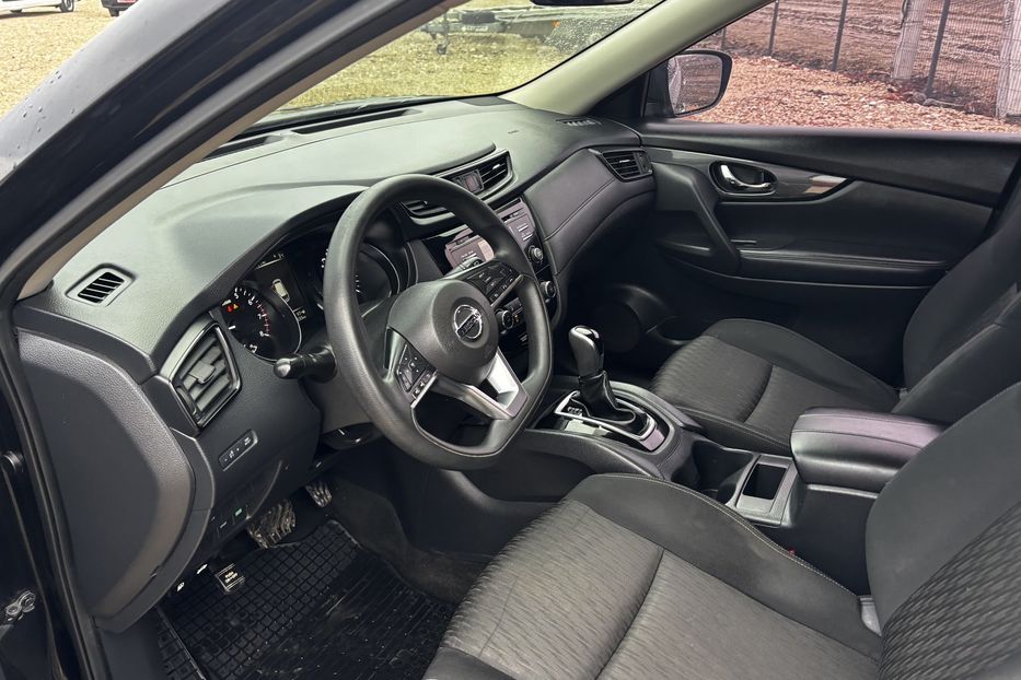 Продам Nissan Rogue 2016 года в Львове