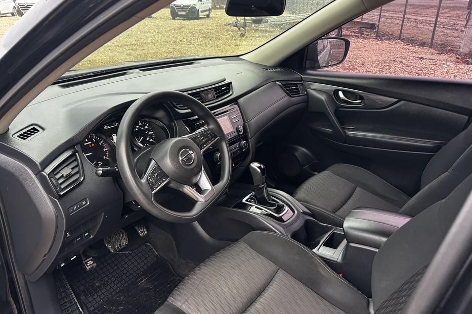 Продам Nissan Rogue 2016 года в Львове