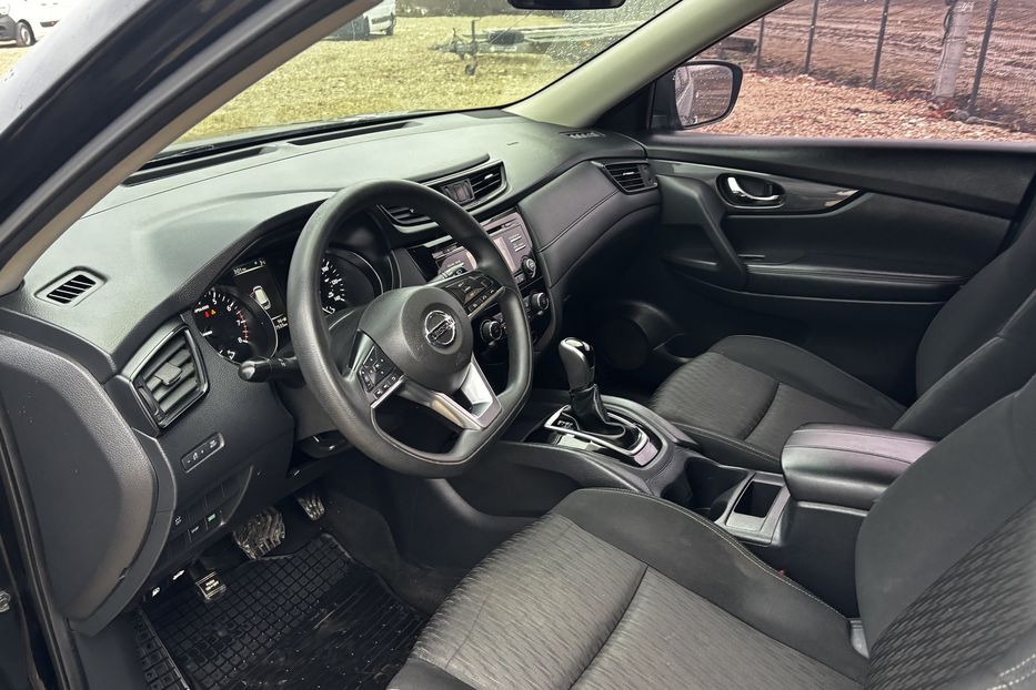 Продам Nissan Rogue 2016 года в Львове