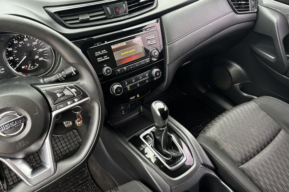 Продам Nissan Rogue 2016 года в Львове