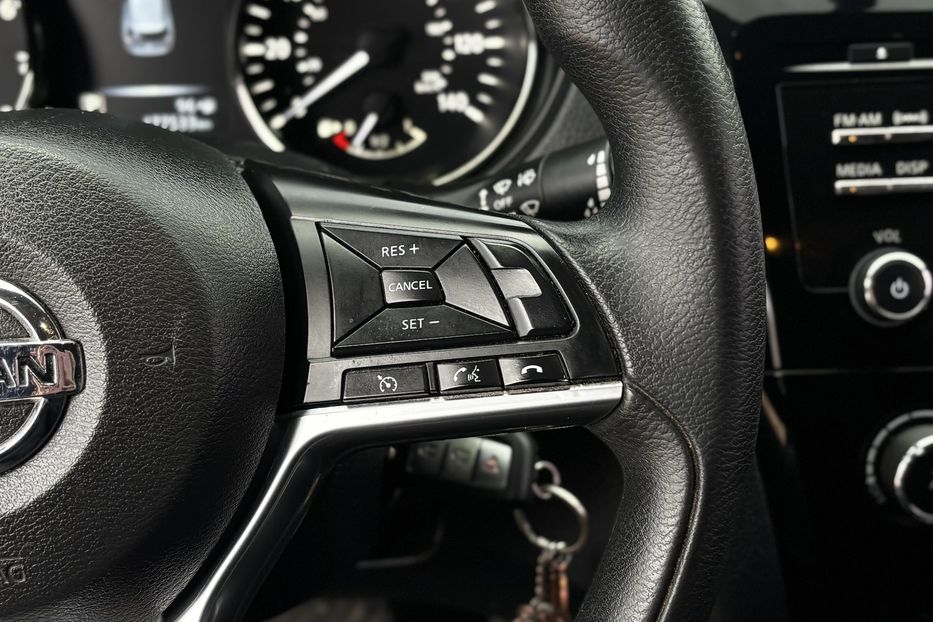 Продам Nissan Rogue 2016 года в Львове