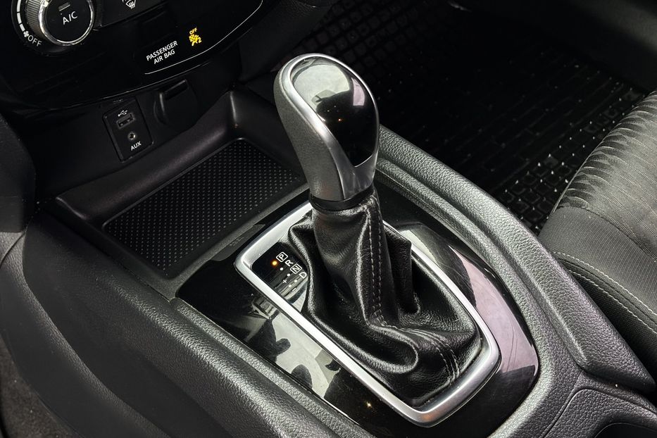 Продам Nissan Rogue 2016 года в Львове