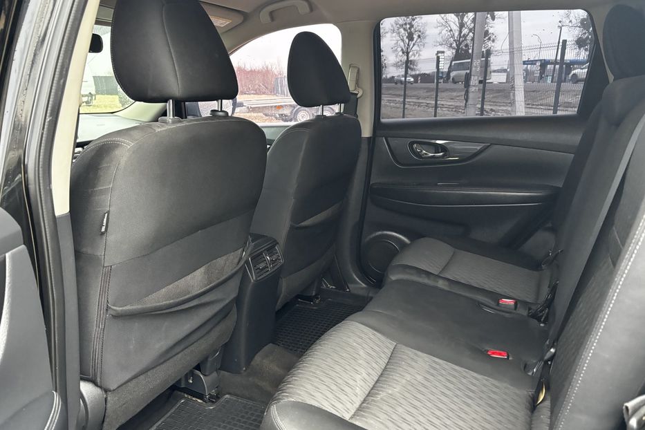 Продам Nissan Rogue 2016 года в Львове