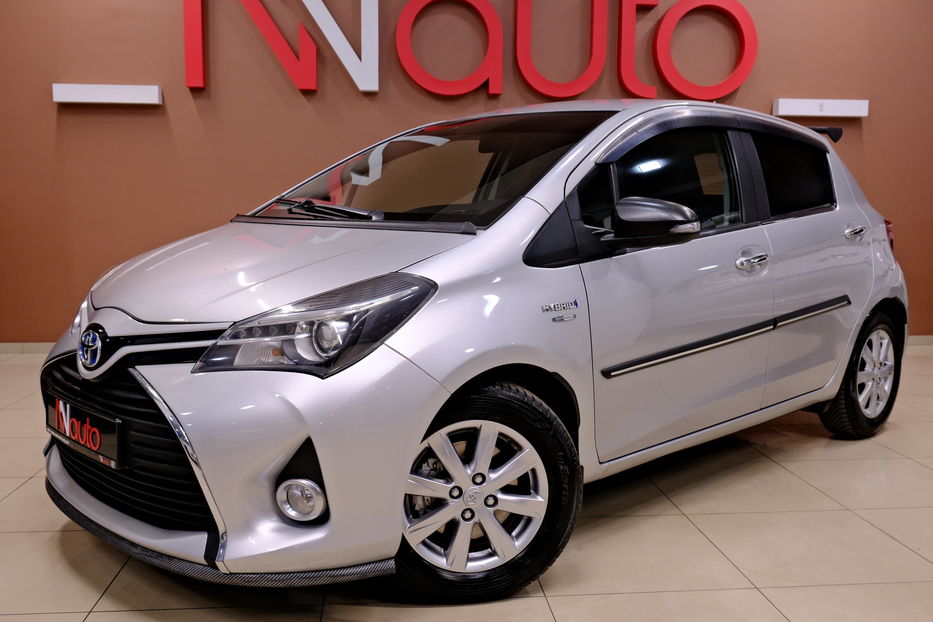 Продам Toyota Yaris Hybrid 2015 года в Одессе