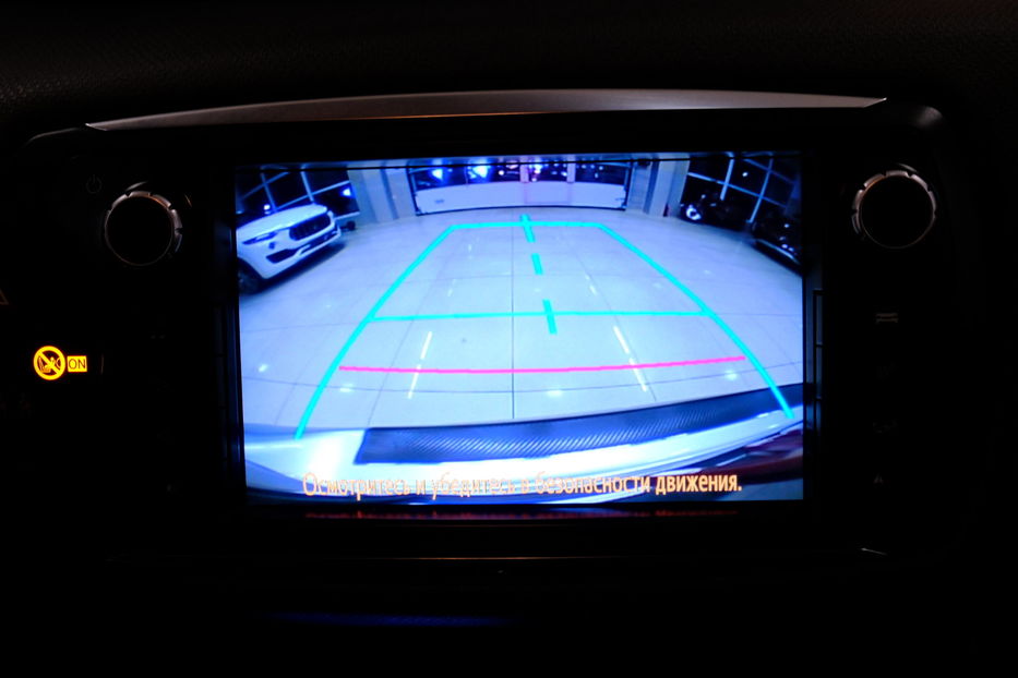 Продам Toyota Yaris Hybrid 2015 года в Одессе