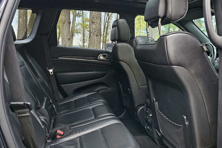 Продам Jeep Grand Cherokee Overland 2018 года в Киеве