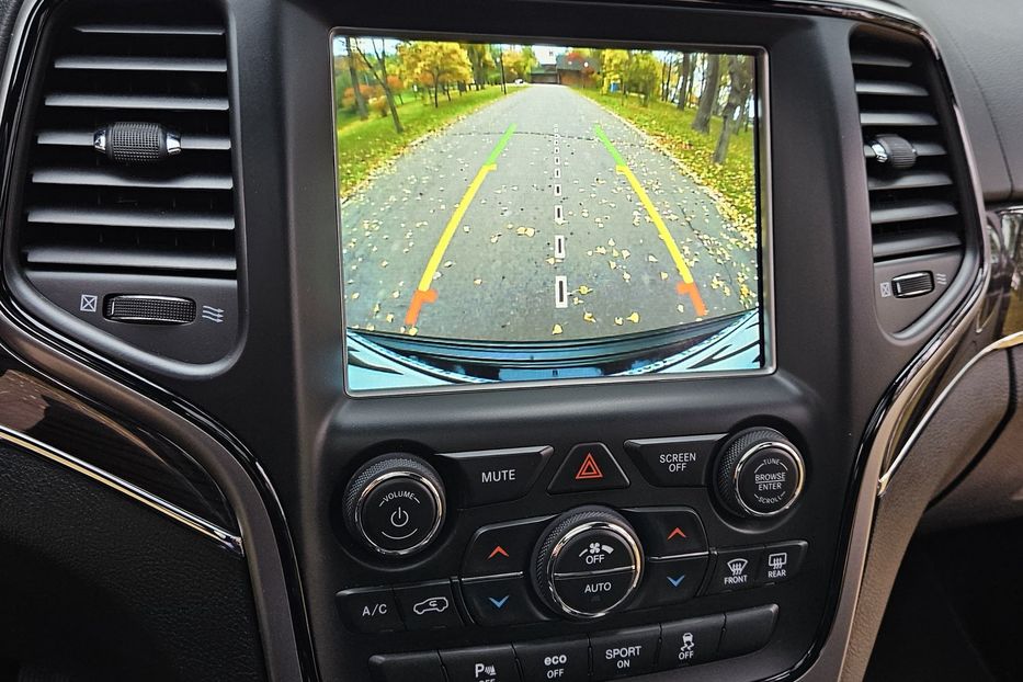 Продам Jeep Grand Cherokee Overland 2018 года в Киеве