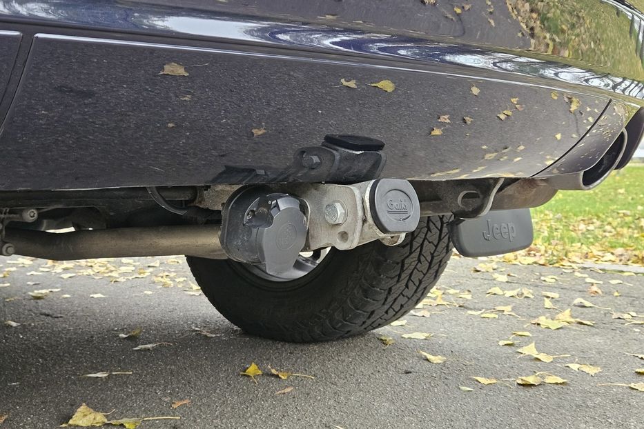 Продам Jeep Grand Cherokee Overland 2018 года в Киеве