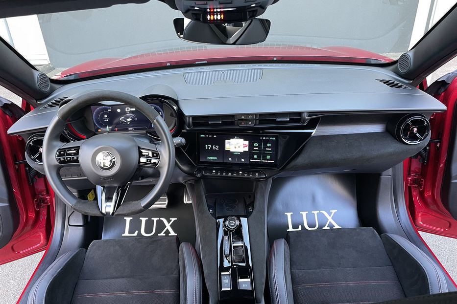 Продам Alfa Romeo Junior Speciale 2024 года в Киеве