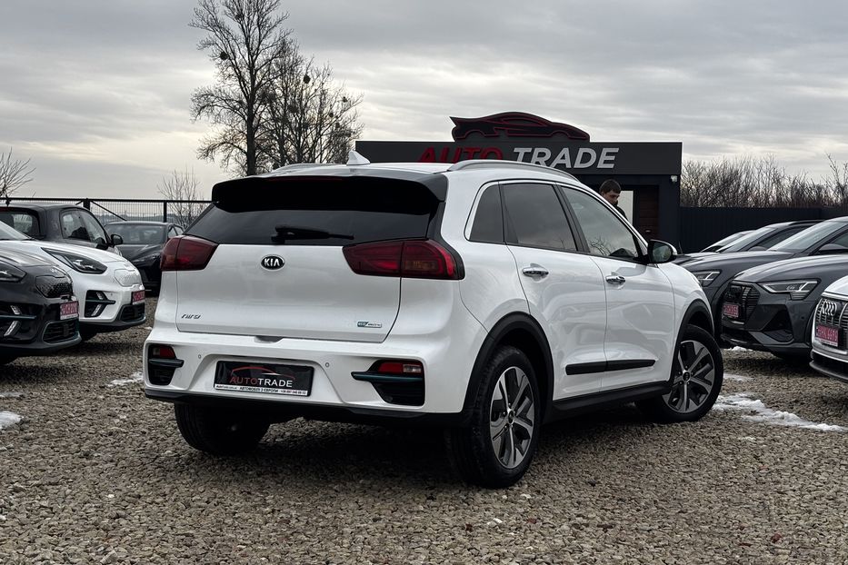 Продам Kia Niro 64 KW авто у Львові  2020 года в Львове