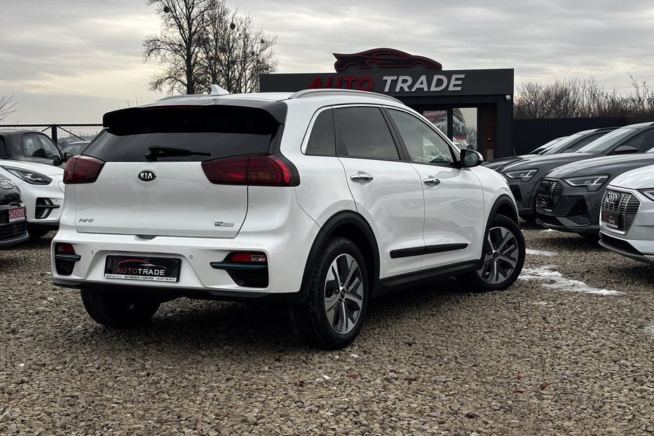 Продам Kia Niro 64 KW авто у Львові  2020 года в Львове